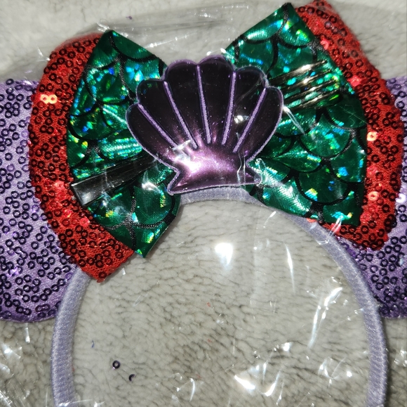 NWOT!!! Little Mermaid Headband !! 🌞  FINAL OFFER!! - Picture 3 of 4